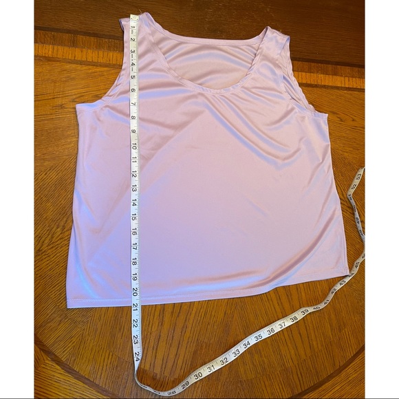 3/$30 Sale+free shipping Lilac Sleeveless Tank Top - Picture 2 of 4